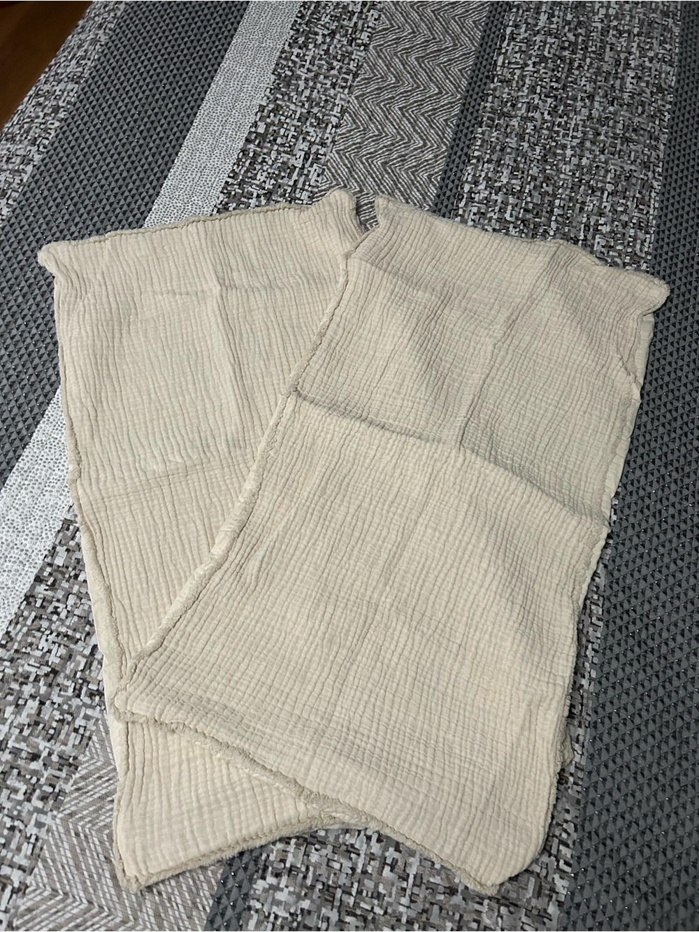 Casaluna muslin king size pillow covers (2)